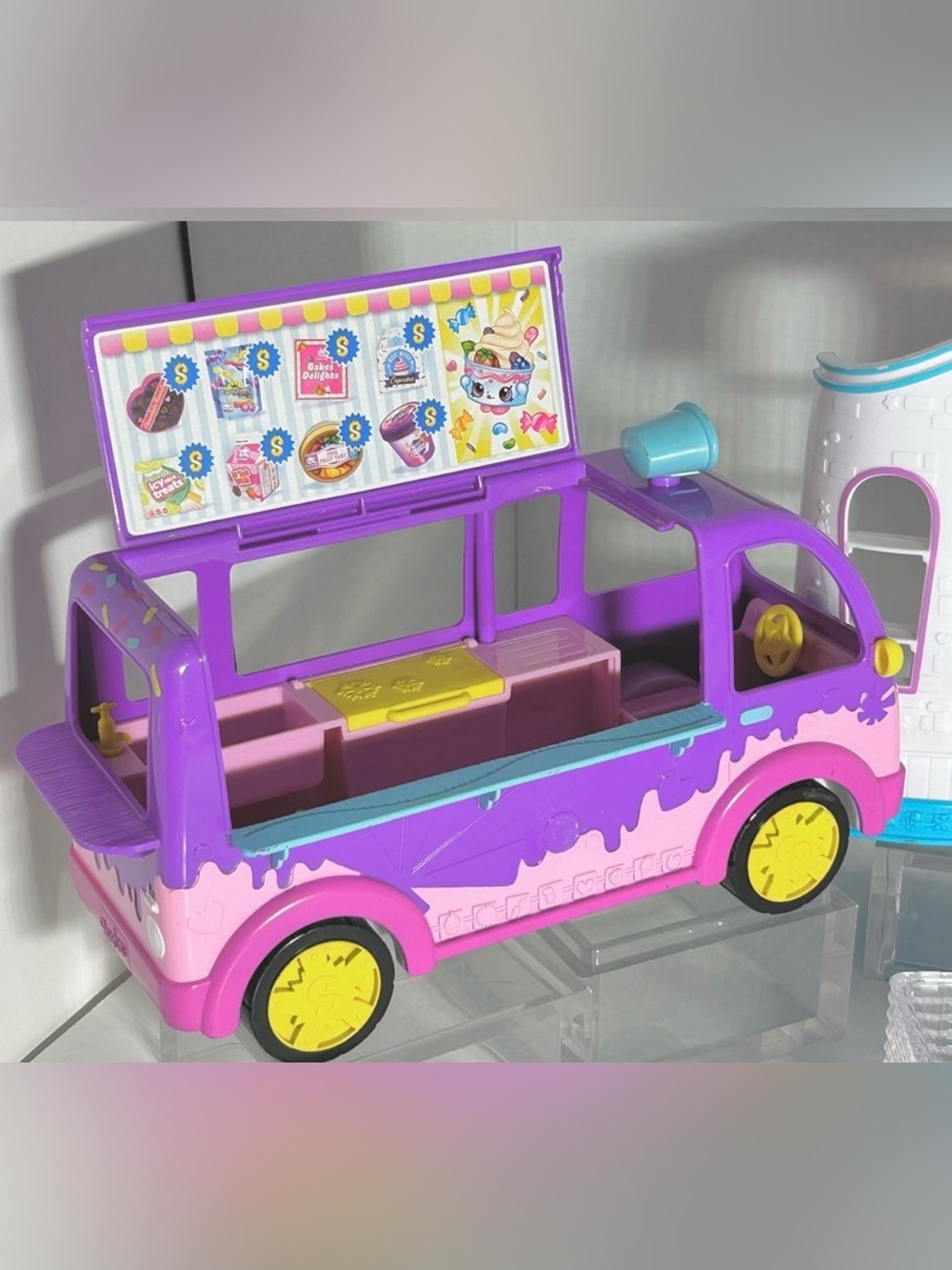 Shopkins Sweet Treat Ice Cream Truck Deluxe Playset Vehicle